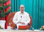 Thủ tướng: Bằng mọi giải pháp tăng trưởng dương, giải ngân hết vốn đầu tư công